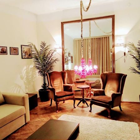 Charming Vintage Apartment Piata Sfatului Brašov Exteriér fotografie